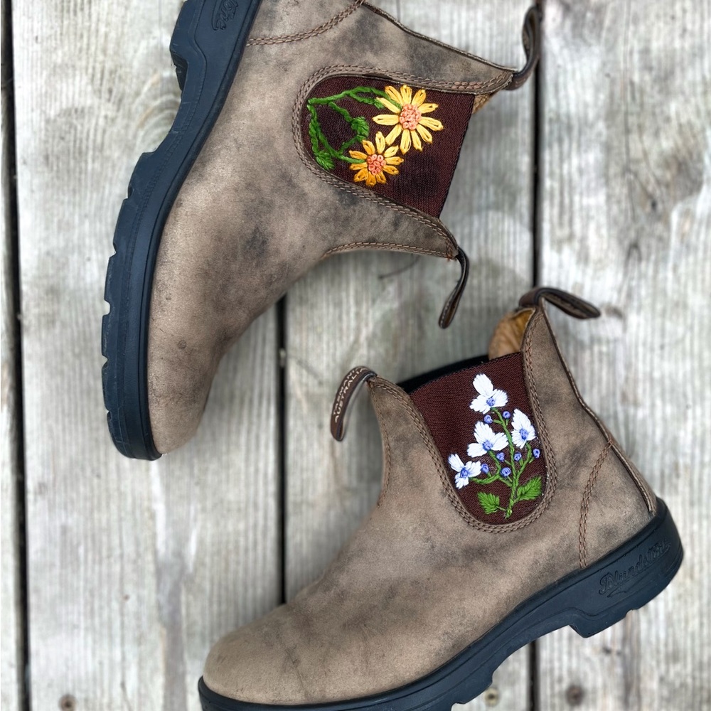 Custom Blundstone boots women’s 7